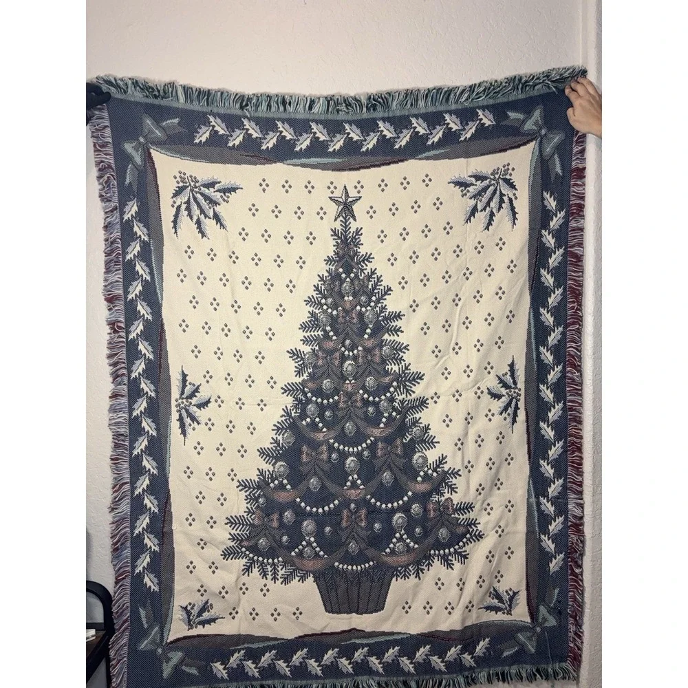 Vintage Holiday Christmas Tree‎ Blanket Throw 50x64 Handmade with Fringe